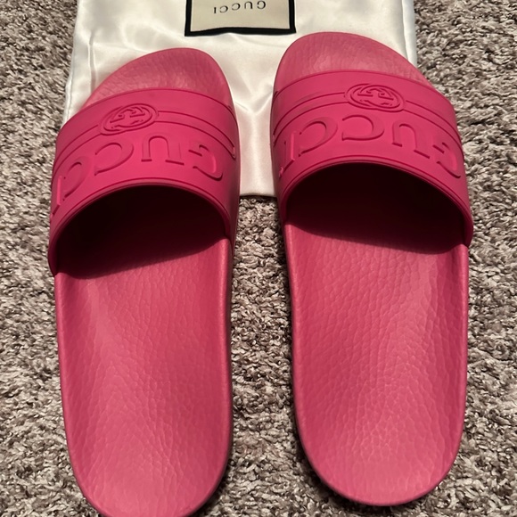 Gucci slides - Picture 3 of 4